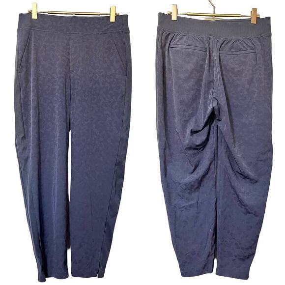 Athleta Brooklyn Textured Mid Rise Ankle Pants Size 6P Athletic Gym Athleisure - Picture 2 of 9